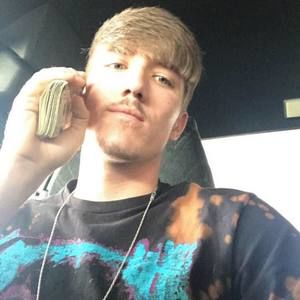 Meet your Posher, Caleb